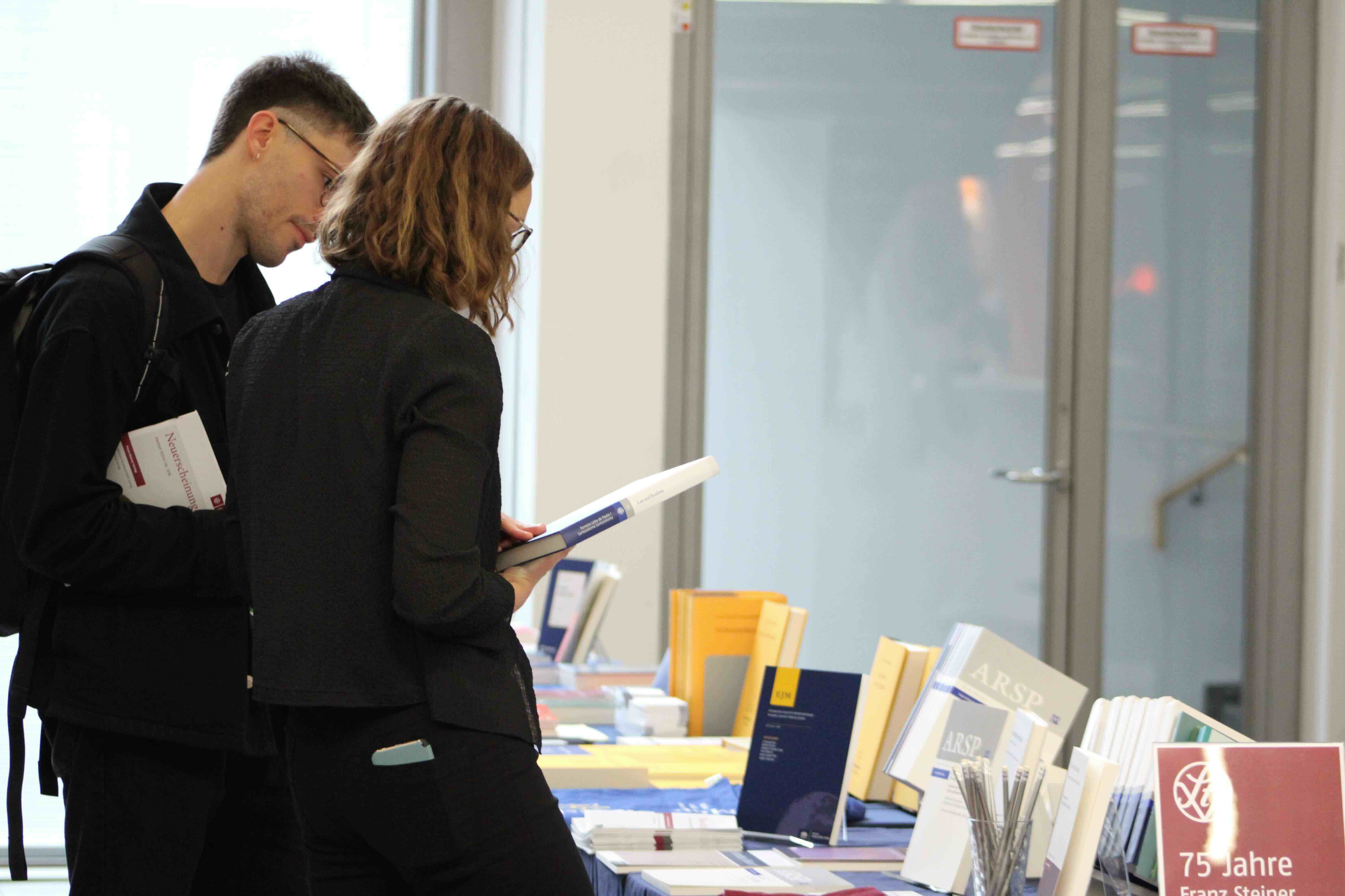 Foto von der Tagung Wie wissenschaftlich ist die Rechtswissenschaft?